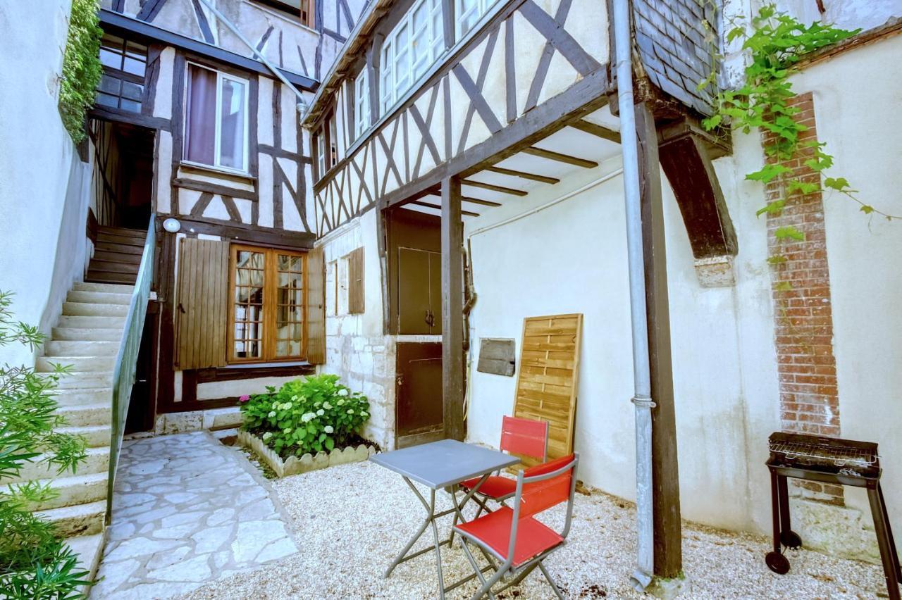 Ferienwohnung Le Cocon Bourbonnoux Bourges Exterior foto